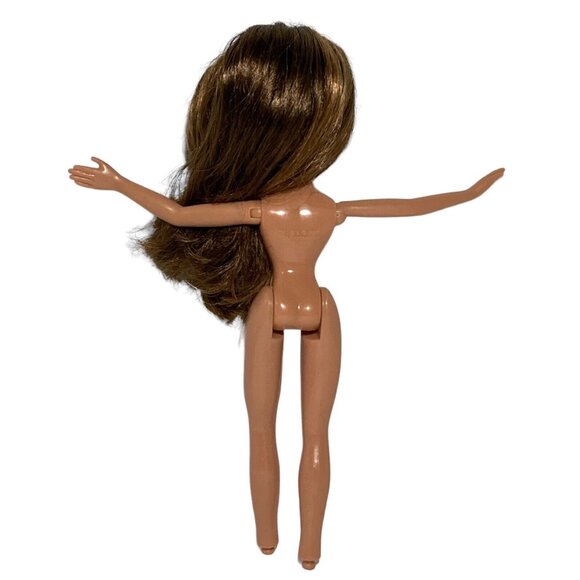 Bratz Yasmin Strut It 2002 First Edition Blue Eyes Deep Red Lips Nude Doll Only - Picture 5 of 12